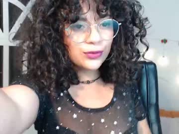 سكسي صيني فتاة ساخنة تتناك من كسها المشعر